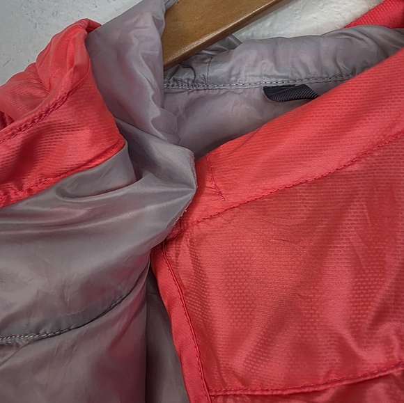 Title Nine Will Power Light Vest, Size XS - Picture 4 of 10